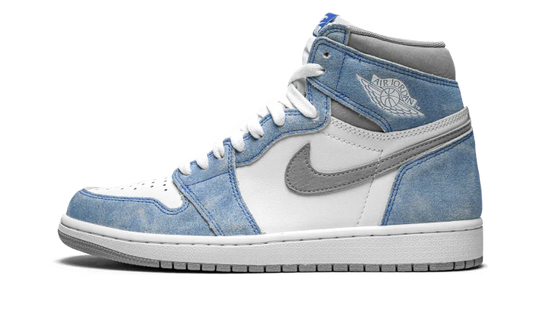 Air Jordan 1 High Hyper Royal