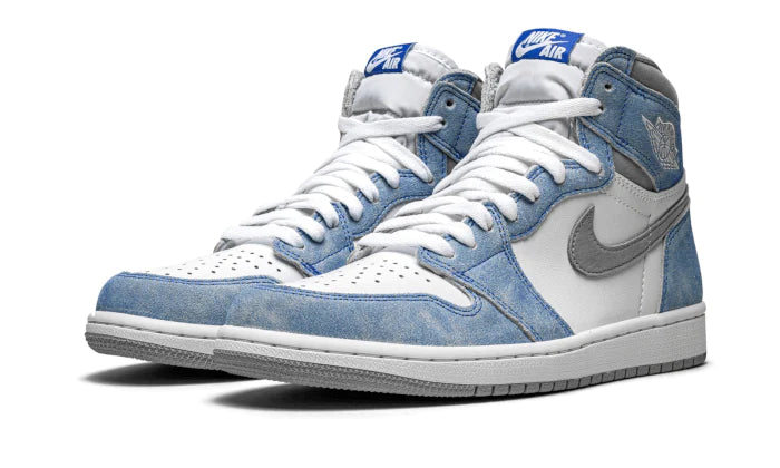 Air Jordan 1 High Hyper Royal
