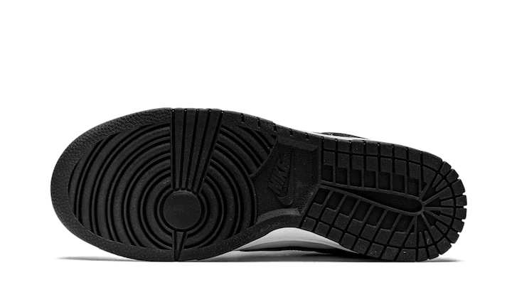 Nike SB Dunk Low Panda